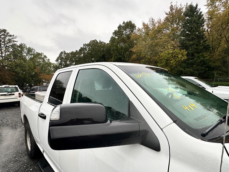 2015-dodge-ram-1500-image-21