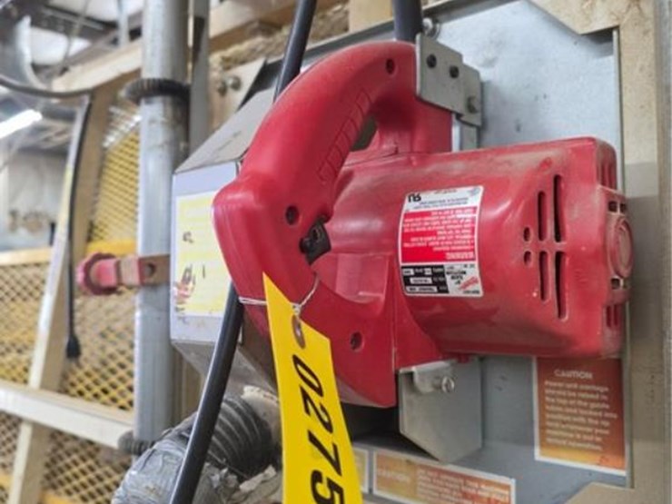 #2757-•-milwaukee-8"-panel-saw-image-7