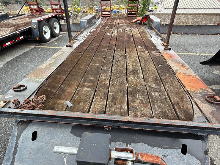 2011-towmaster-t16d-image-7