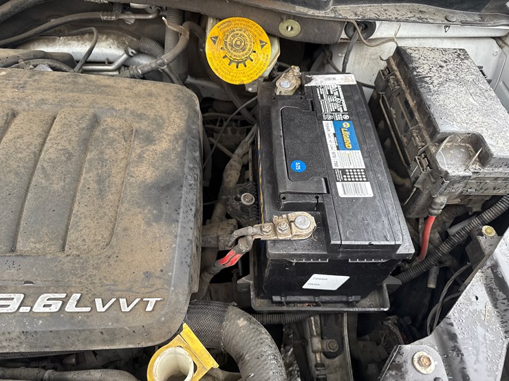 2014-dodge-caravan-image-41