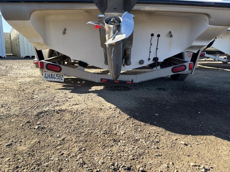 2006-unknown-trailer-image-53