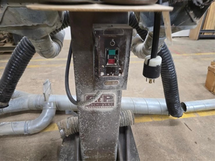 #2733-•-g&p-machinery-epn-flap-sander-image-8