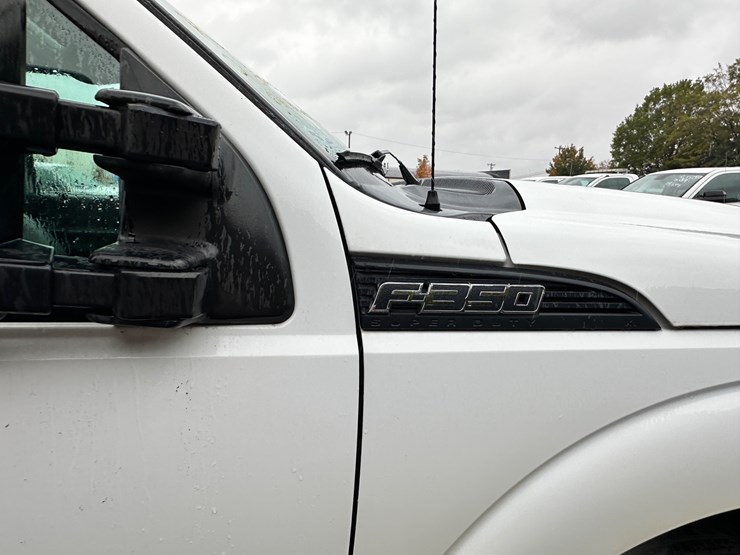 2015-ford-f350-image-27