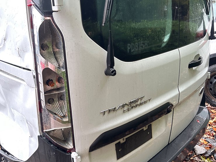 2016-ford-transit-connect-image-11