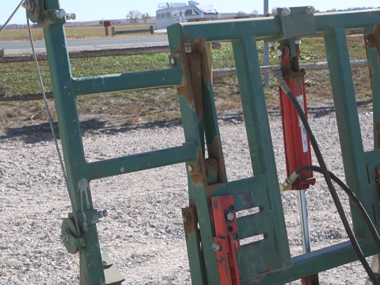 2000-pickett-6030-image-111