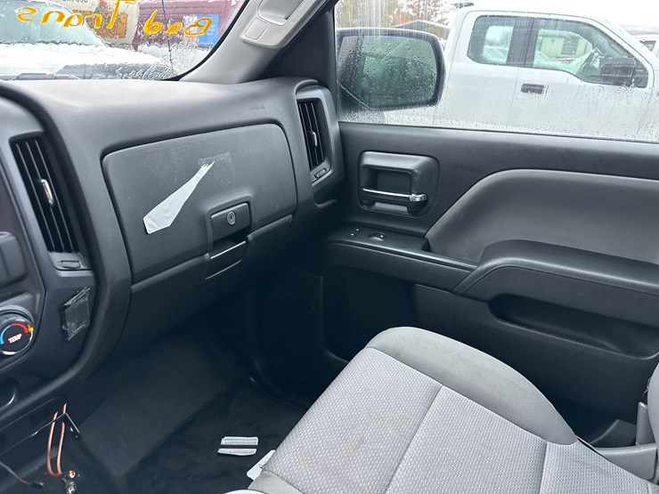 2016-chevrolet-silverado-image-52