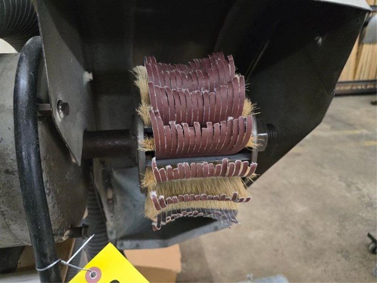 #2734-•-g&p-machinery-epn-flap-sander-image-9