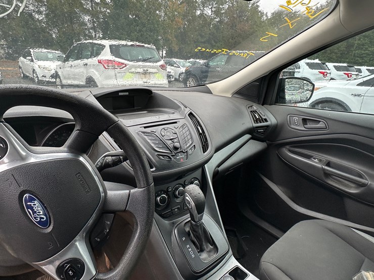 2015-ford-escape-image-20