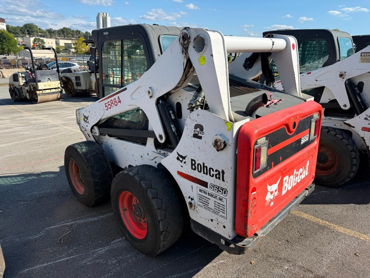 2016-bobcat-s650-image-4