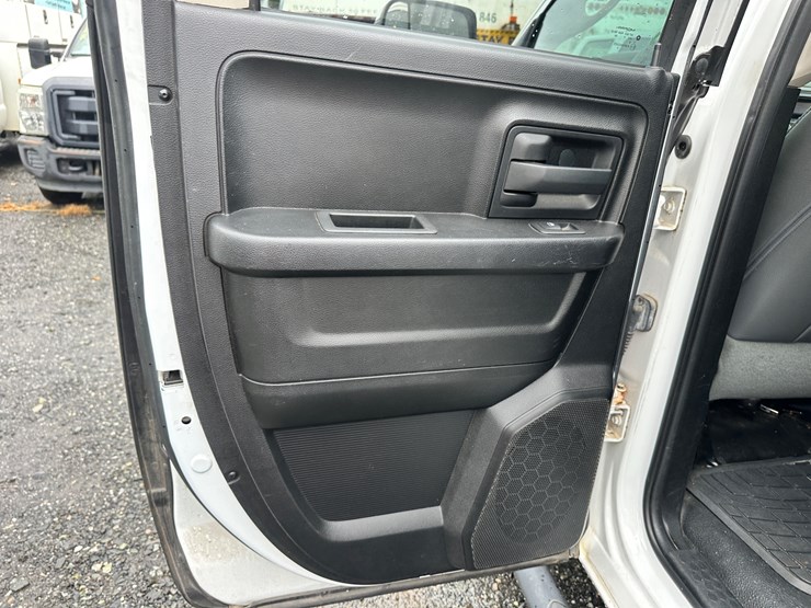 2013-dodge-ram-1500-image-92