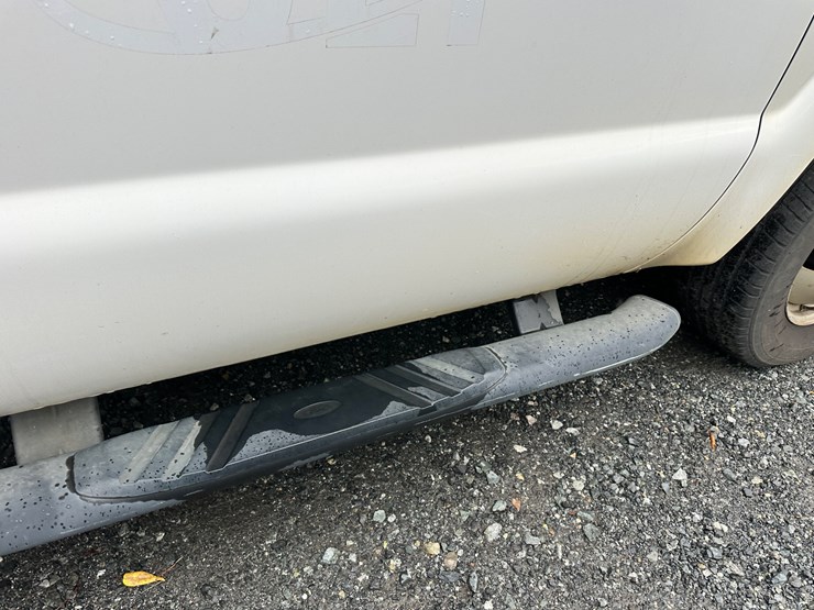 2015-ford-f350-xl-image-21