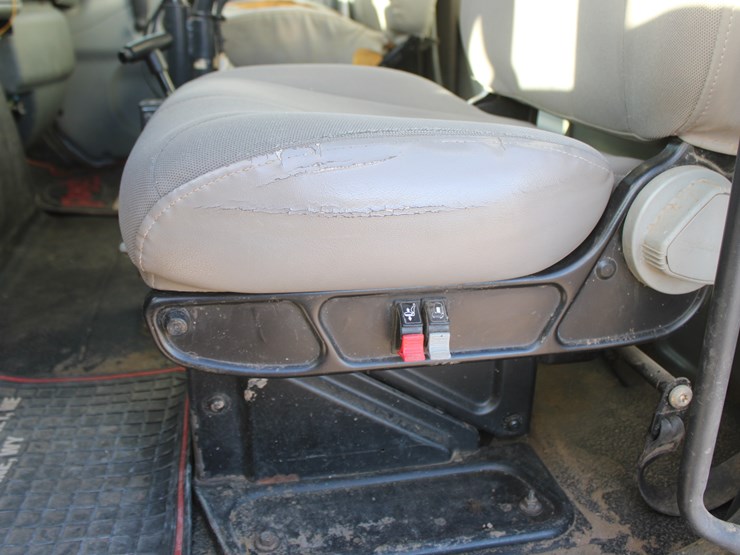 2004-international-durastar-4300-image-31