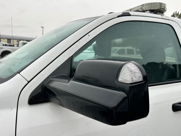 2015-dodge-ram-1500-image-33