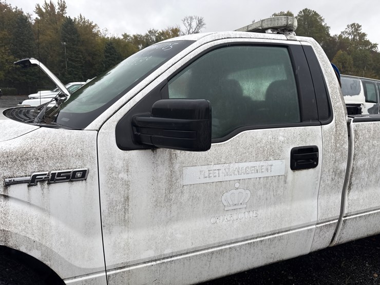 2011-ford-f150-xl-image-10