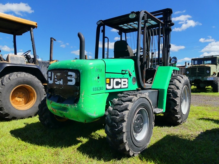 2014-jcb-930-image-3