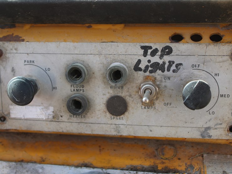 caterpillar-930-image-81