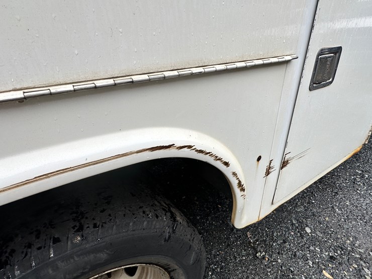 2014-ford-f350-xl-image-14