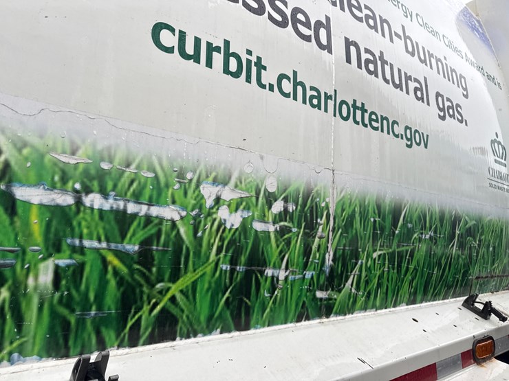 2012-autocar-acx64-image-28