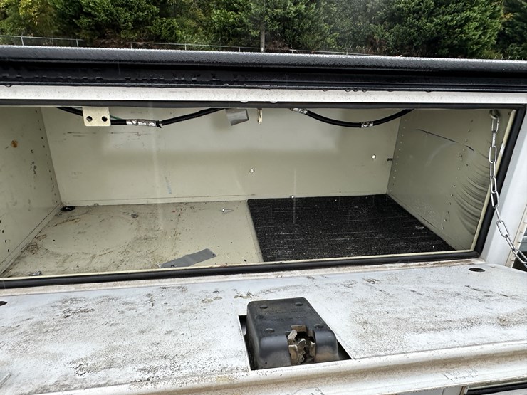 2015-ford-f350-image-55