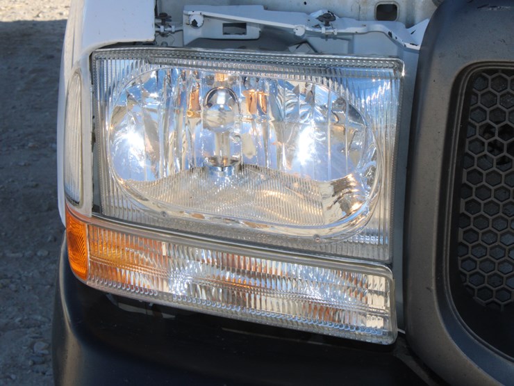 2001-ford-f350-image-34