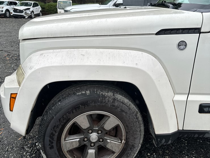 2008-jeep-liberty-image-5