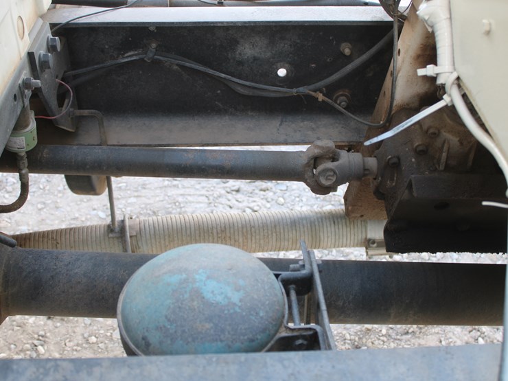 2004-international-durastar-4300-image-59