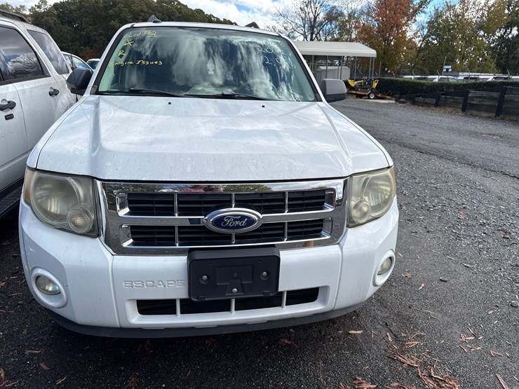 2012-ford-escape-xlt-image-35