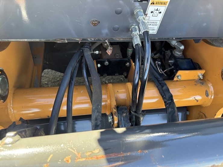 case-570n-ep-image-24