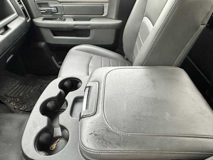 2015-dodge-ram-1500-image-63