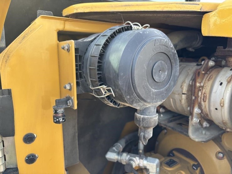 2013-caterpillar-308e2-cr-image-45