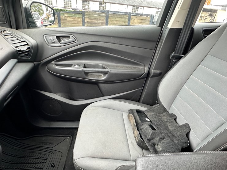 2017-ford-escape-image-78