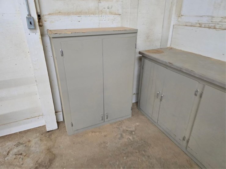 #2730-•-wooden-cabinets-image-4