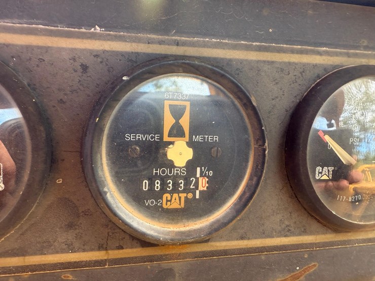 caterpillar-d4c-xl-image-15