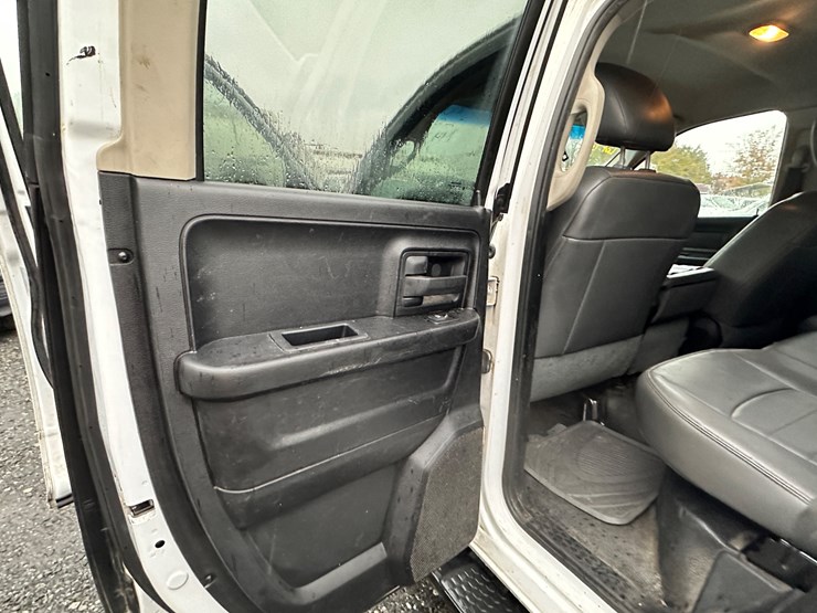 2015-dodge-ram-1500-image-65