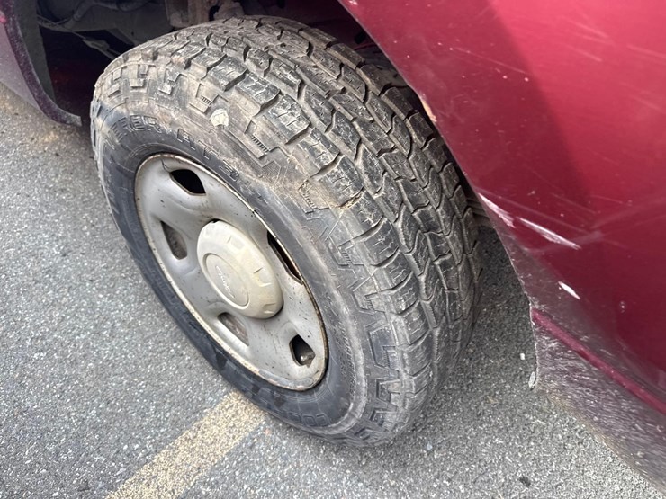 2014-ford-f150-xl-image-7