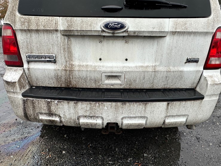 2012-ford-escape-xlt-image-10