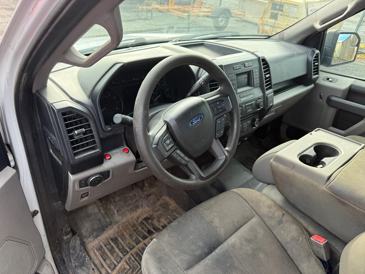 2019-ford-f150-xl-image-6