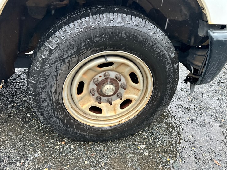 2016-ford-f250-xl-image-23