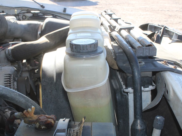 2001-ford-f350-image-32