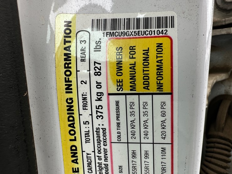 2014-ford-escape-image-64