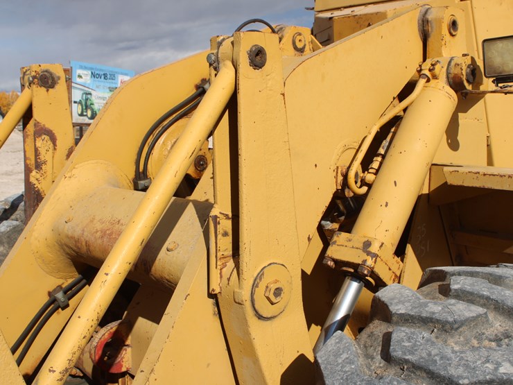 caterpillar-930-image-24