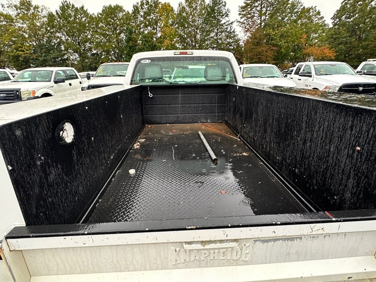 2012-ford-f250-xl-image-75