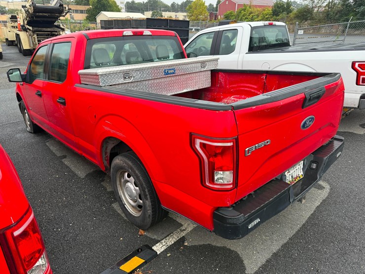 2017-ford-f150-xl-image-4