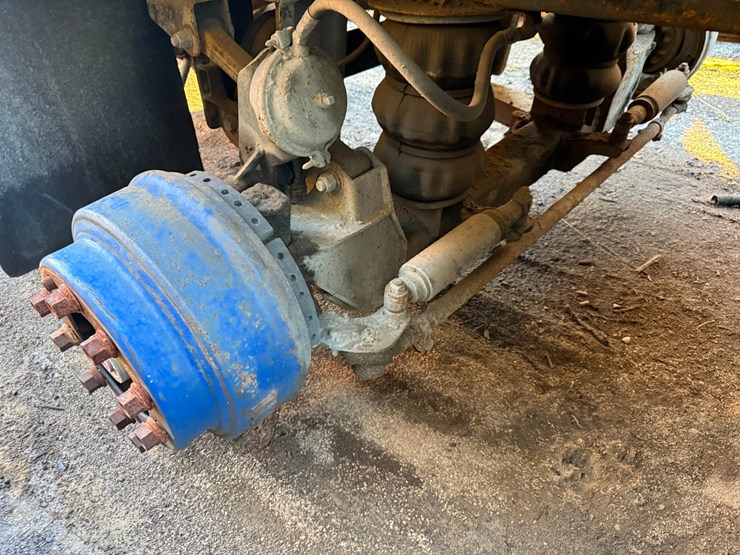 2003-peterbilt-378-image-7