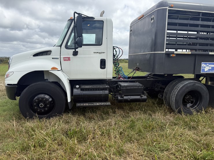 2014-international-maxxforce-dt-image-2