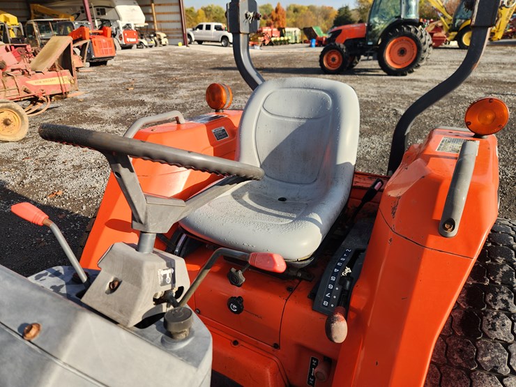 kubota-l4310-image-3