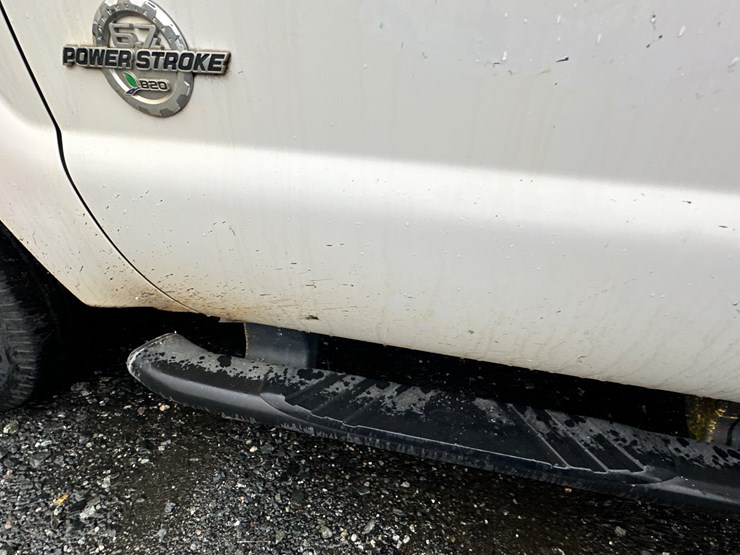 2012-ford-f250-xl-image-54