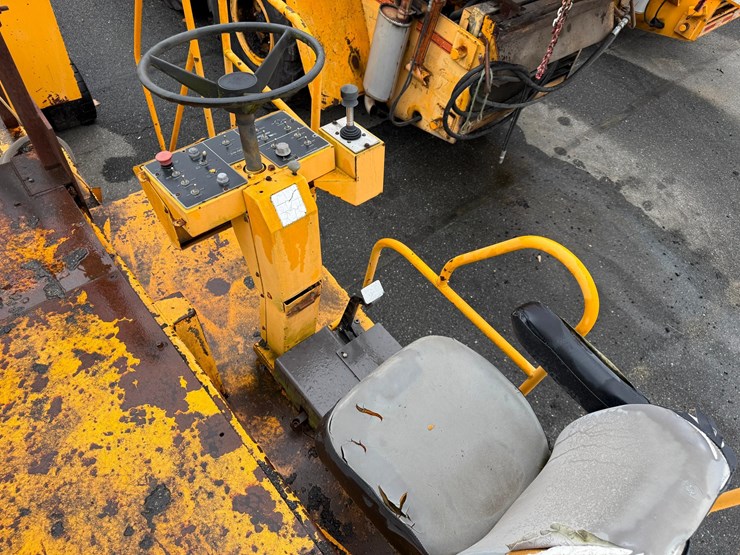 blaw-knox-mc330-image-11