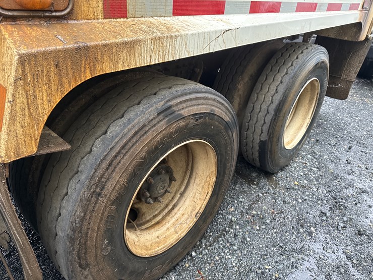 2016-autocar-acx64-image-20