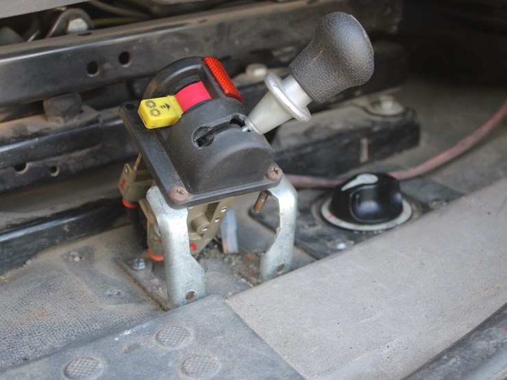 2016-freightliner-cascadia-125-image-58